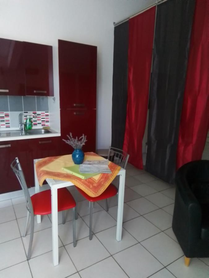 Tiny House Independante Climatisee Moulès Zewnętrze zdjęcie